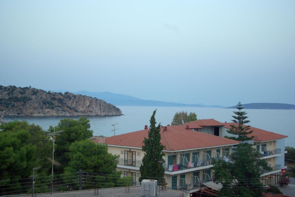 Ammos Tolo Hotell Exteriör bild